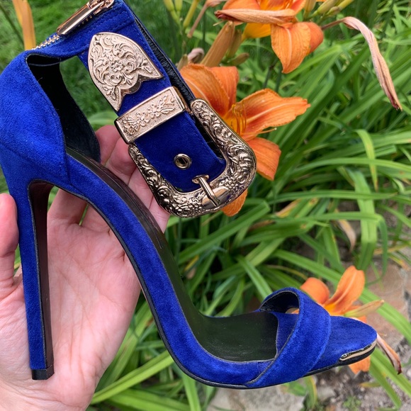 🍋 Jennifer Le blue suede & gold buckle heels 36 - Picture 5 of 13